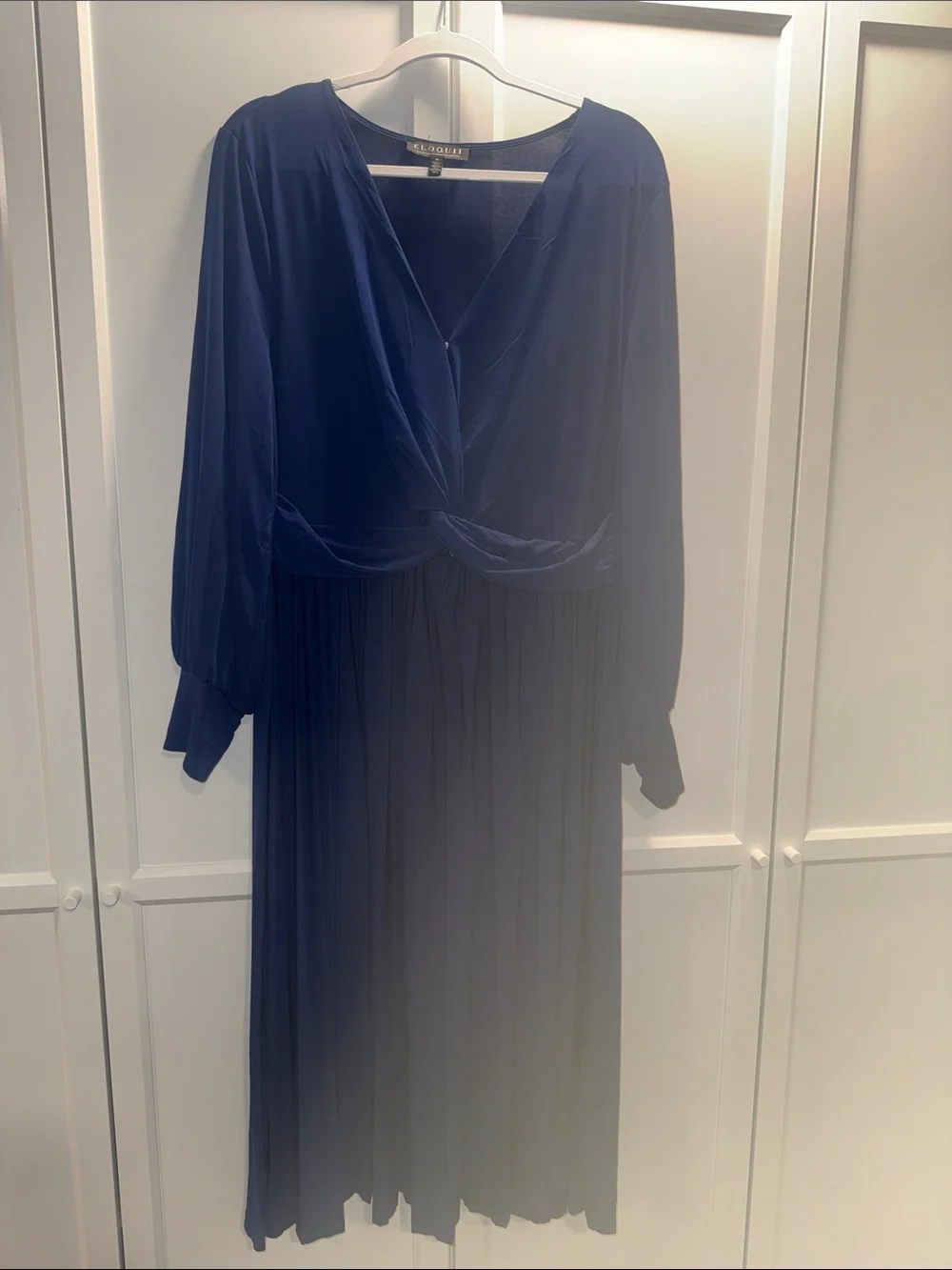 Elloquii Beautiful Blue Women's Knot Front Pleated Skirt Dress - Picture 5 of 10